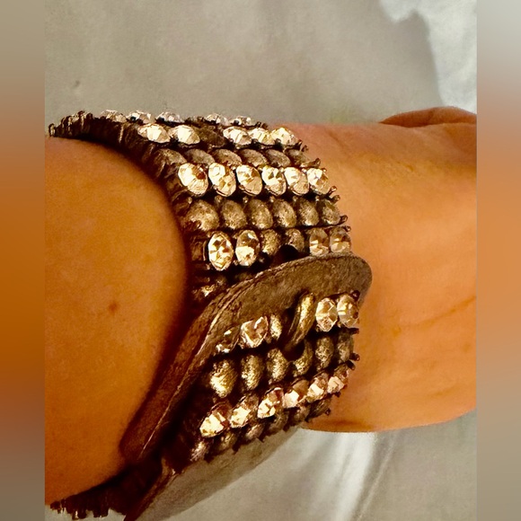 Vintage Rhinestone Braclet - Picture 5 of 8